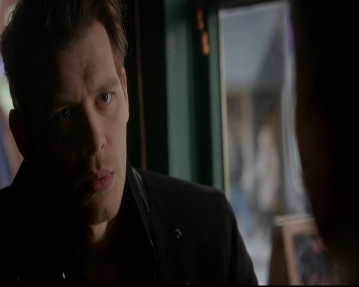 VampireDiariesWorld-dot-nl_TheOriginals_3x15AnOldFriendCalls0460.jpg