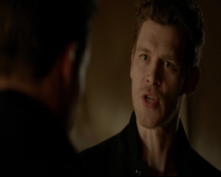 VampireDiariesWorld-dot-nl_TheOriginals_3x15AnOldFriendCalls0499.jpg