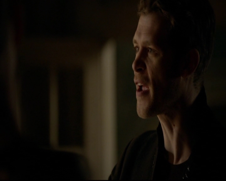 VampireDiariesWorld-dot-nl_TheOriginals_3x15AnOldFriendCalls0501.jpg