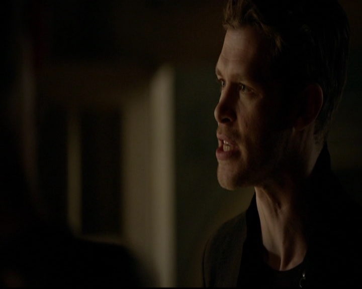 VampireDiariesWorld-dot-nl_TheOriginals_3x15AnOldFriendCalls0502.jpg