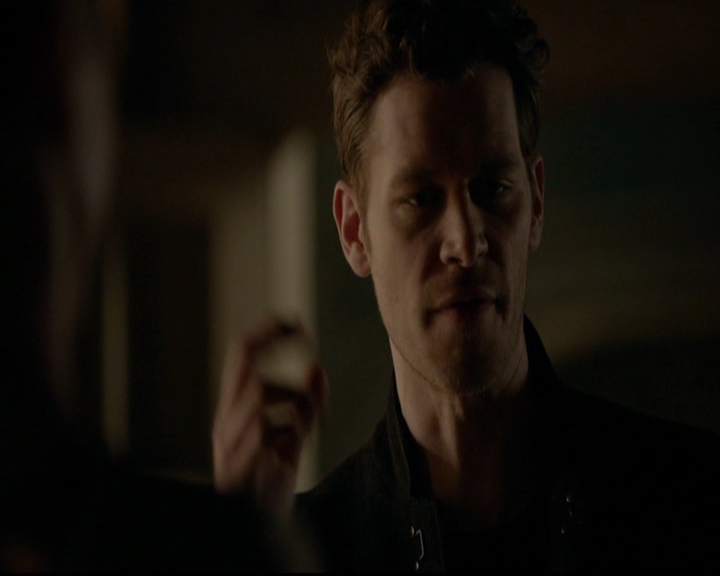 VampireDiariesWorld-dot-nl_TheOriginals_3x15AnOldFriendCalls0505.jpg