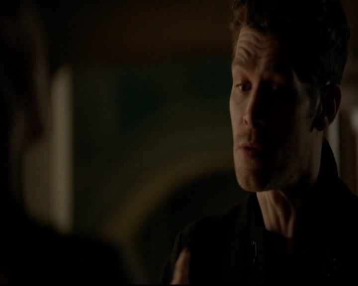 VampireDiariesWorld-dot-nl_TheOriginals_3x15AnOldFriendCalls0508.jpg