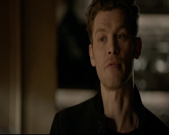 VampireDiariesWorld-dot-nl_TheOriginals_3x15AnOldFriendCalls0515.jpg