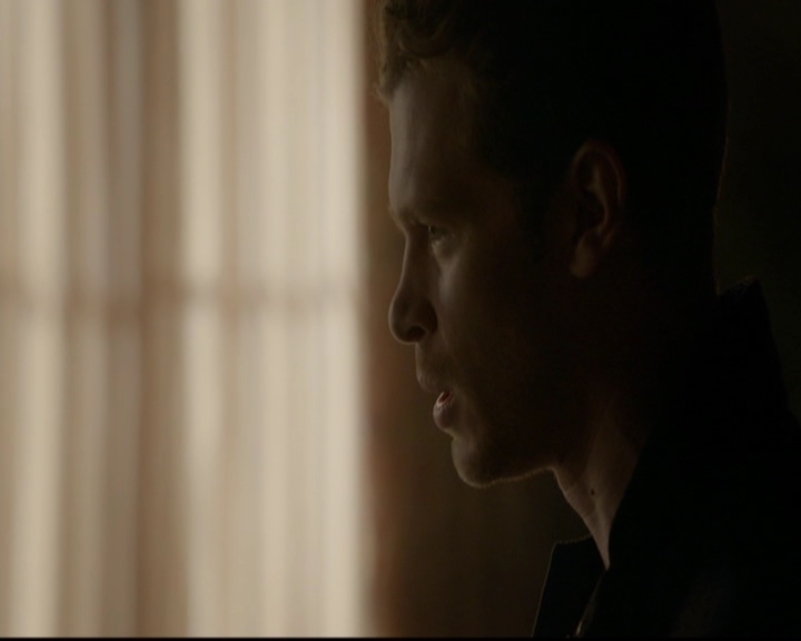 VampireDiariesWorld-dot-nl_TheOriginals_3x15AnOldFriendCalls0551.jpg