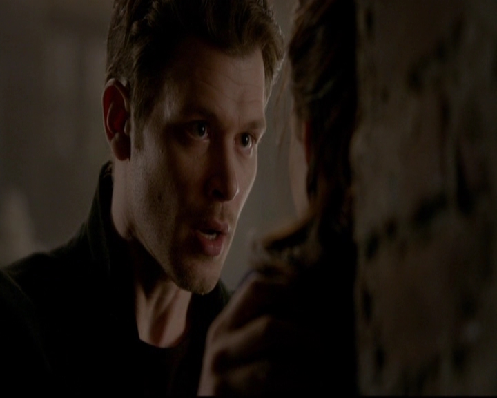 VampireDiariesWorld-dot-nl_TheOriginals_3x15AnOldFriendCalls0560.jpg