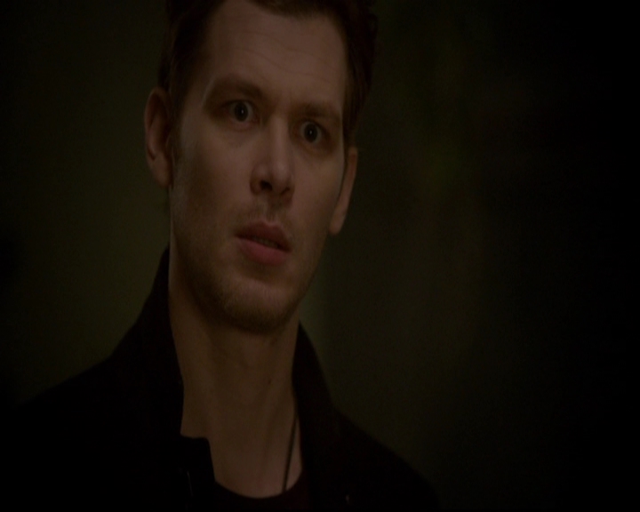 VampireDiariesWorld-dot-nl_TheOriginals_3x15AnOldFriendCalls0572.jpg