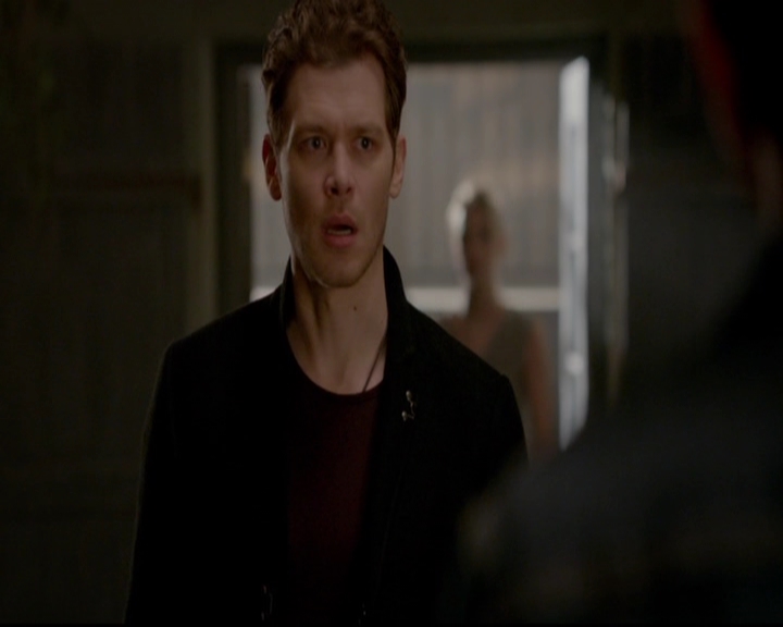 VampireDiariesWorld-dot-nl_TheOriginals_3x15AnOldFriendCalls0580.jpg