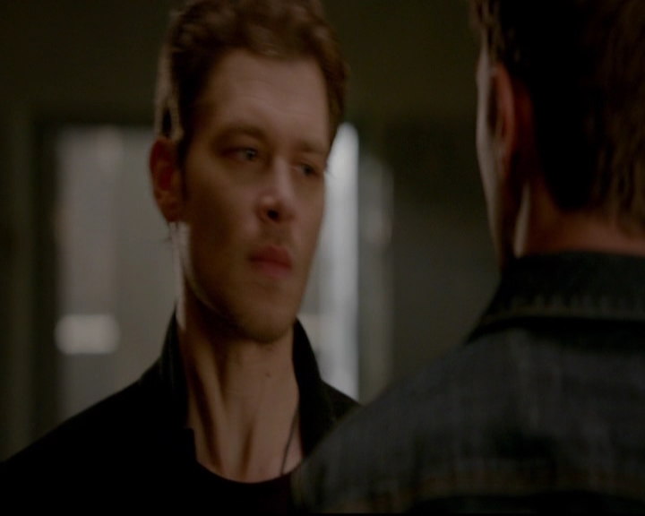 VampireDiariesWorld-dot-nl_TheOriginals_3x15AnOldFriendCalls0596.jpg