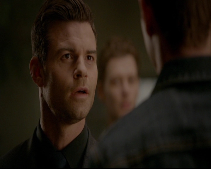 VampireDiariesWorld-dot-nl_TheOriginals_3x15AnOldFriendCalls0609.jpg