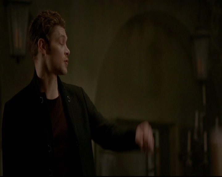 VampireDiariesWorld-dot-nl_TheOriginals_3x15AnOldFriendCalls0630.jpg