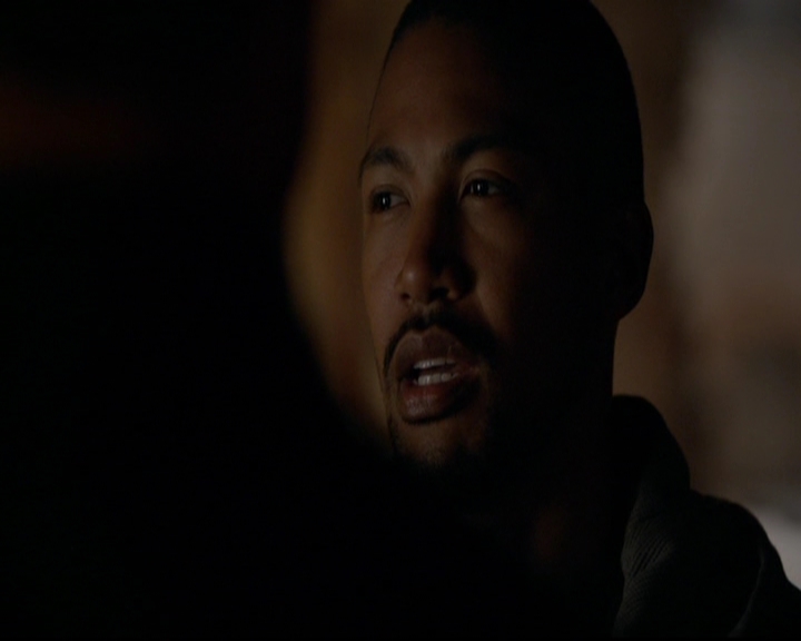 VampireDiariesWorld-dot-nl_TheOriginals_3x15AnOldFriendCalls0696.jpg