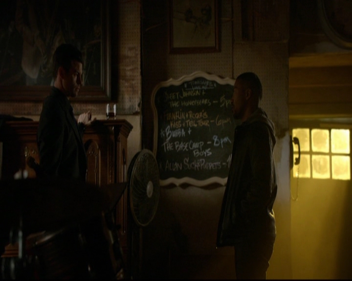 VampireDiariesWorld-dot-nl_TheOriginals_3x15AnOldFriendCalls0701.jpg