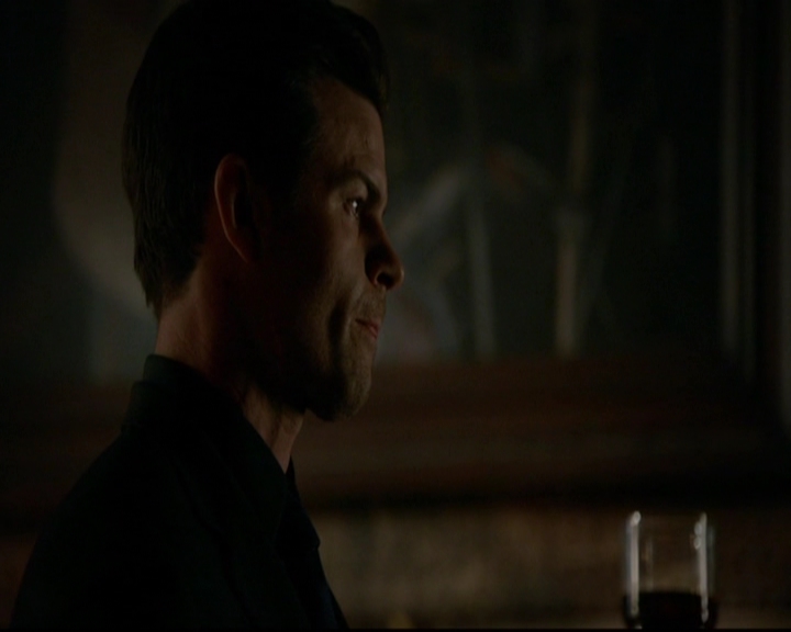 VampireDiariesWorld-dot-nl_TheOriginals_3x15AnOldFriendCalls0703.jpg