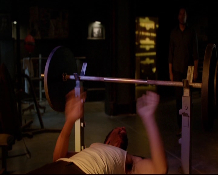 VampireDiariesWorld-dot-nl_TheOriginals_3x15AnOldFriendCalls0722.jpg