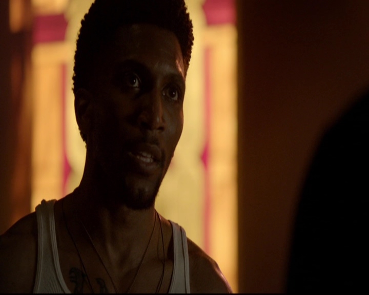 VampireDiariesWorld-dot-nl_TheOriginals_3x15AnOldFriendCalls0740.jpg