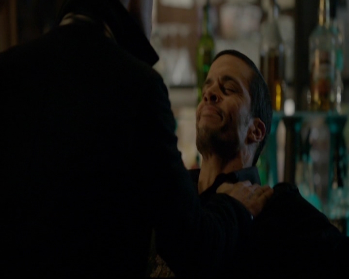 VampireDiariesWorld-dot-nl_TheOriginals_3x15AnOldFriendCalls1435.jpg
