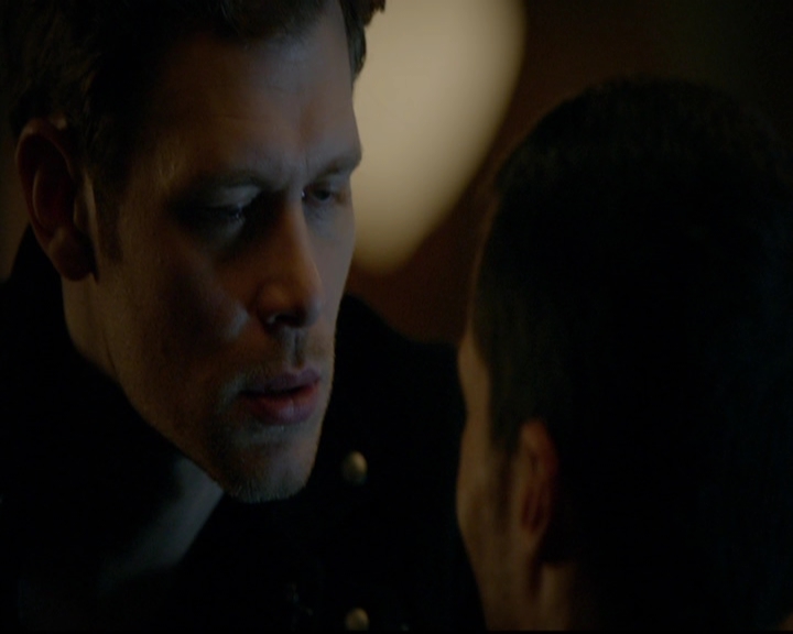 VampireDiariesWorld-dot-nl_TheOriginals_3x15AnOldFriendCalls1451.jpg