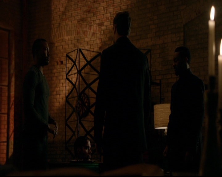 VampireDiariesWorld-dot-nl_TheOriginals_3x15AnOldFriendCalls1605.jpg
