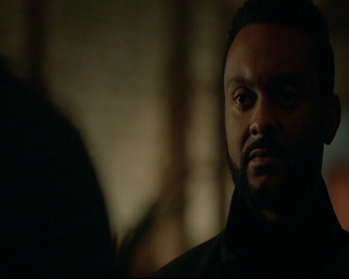 VampireDiariesWorld-dot-nl_TheOriginals_3x15AnOldFriendCalls1622.jpg