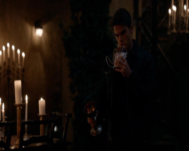 VampireDiariesWorld-dot-nl_TheOriginals_3x15AnOldFriendCalls1630.jpg