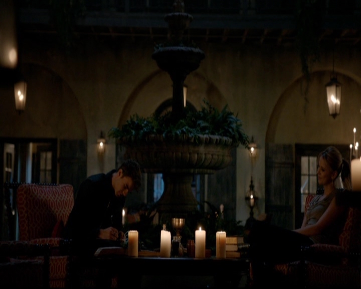 VampireDiariesWorld-dot-nl_TheOriginals_3x15AnOldFriendCalls1701.jpg