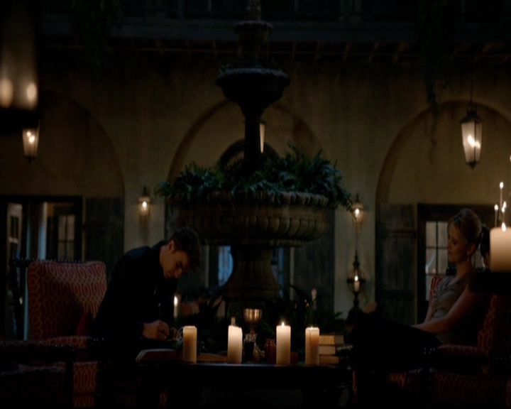 VampireDiariesWorld-dot-nl_TheOriginals_3x15AnOldFriendCalls1702.jpg