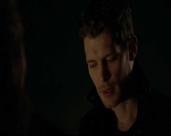 VampireDiariesWorld-dot-nl_TheOriginals_3x15AnOldFriendCalls1733.jpg