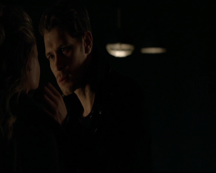 VampireDiariesWorld-dot-nl_TheOriginals_3x15AnOldFriendCalls1756.jpg