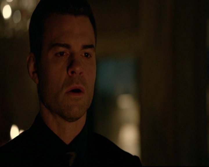 VampireDiariesWorld-dot-nl_TheOriginals_3x15AnOldFriendCalls1905.jpg