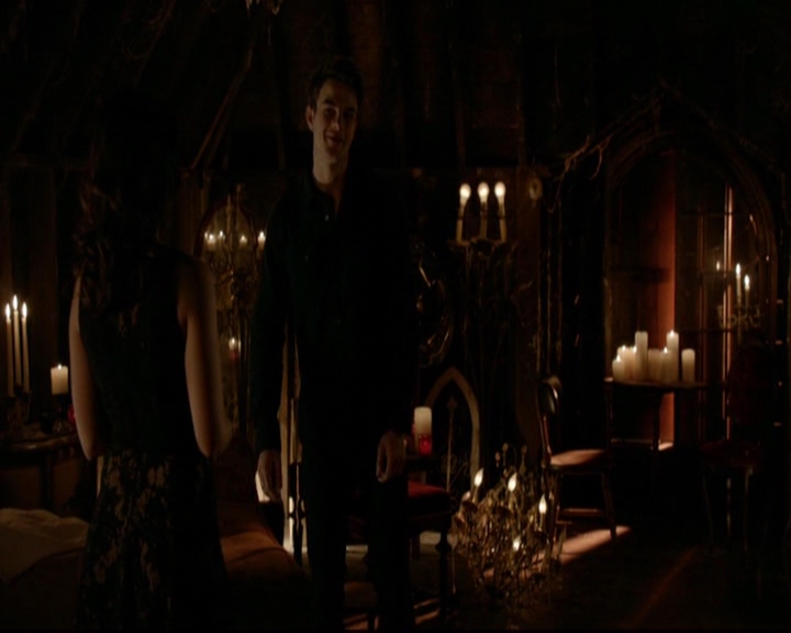 VampireDiariesWorld-dot-nl_TheOriginals_3x15AnOldFriendCalls1946.jpg