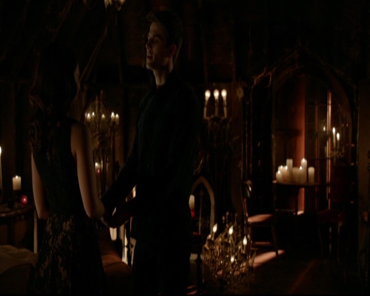 VampireDiariesWorld-dot-nl_TheOriginals_3x15AnOldFriendCalls1949.jpg