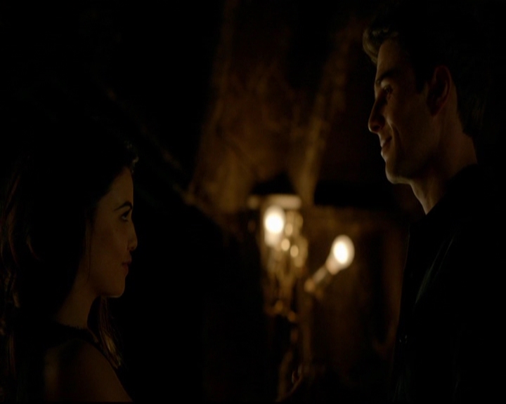 VampireDiariesWorld-dot-nl_TheOriginals_3x15AnOldFriendCalls1950.jpg