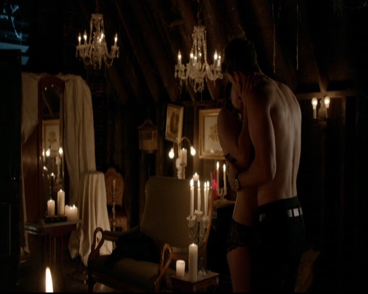 VampireDiariesWorld-dot-nl_TheOriginals_3x15AnOldFriendCalls2008.jpg