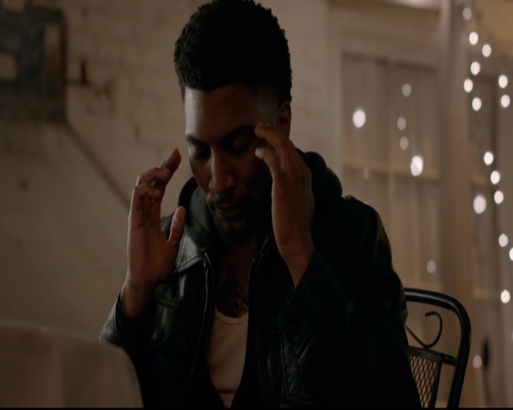 VampireDiariesWorld-dot-nl_TheOriginals_3x15AnOldFriendCalls2065.jpg