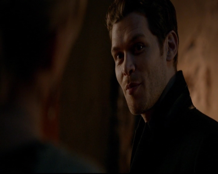 VampireDiariesWorld-dot-nl_TheOriginals_3x15AnOldFriendCalls2109.jpg