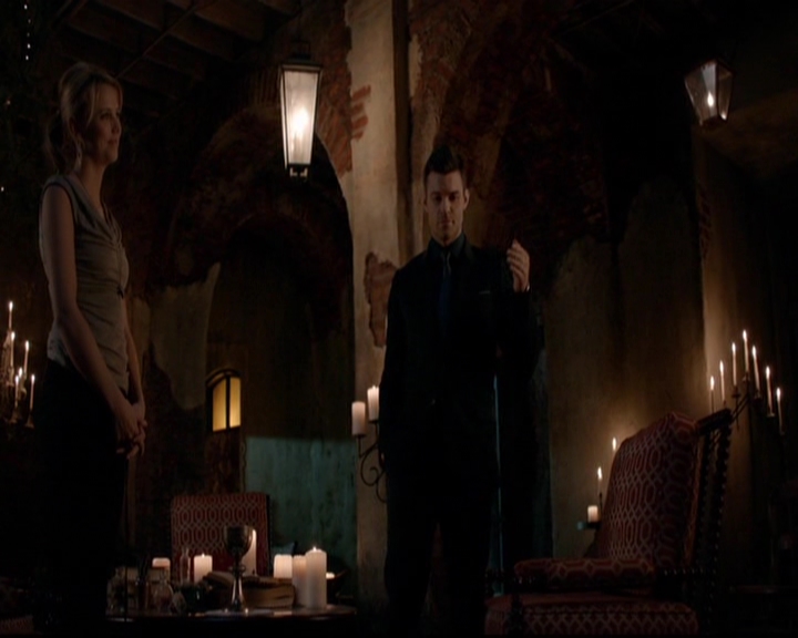 VampireDiariesWorld-dot-nl_TheOriginals_3x15AnOldFriendCalls2115.jpg