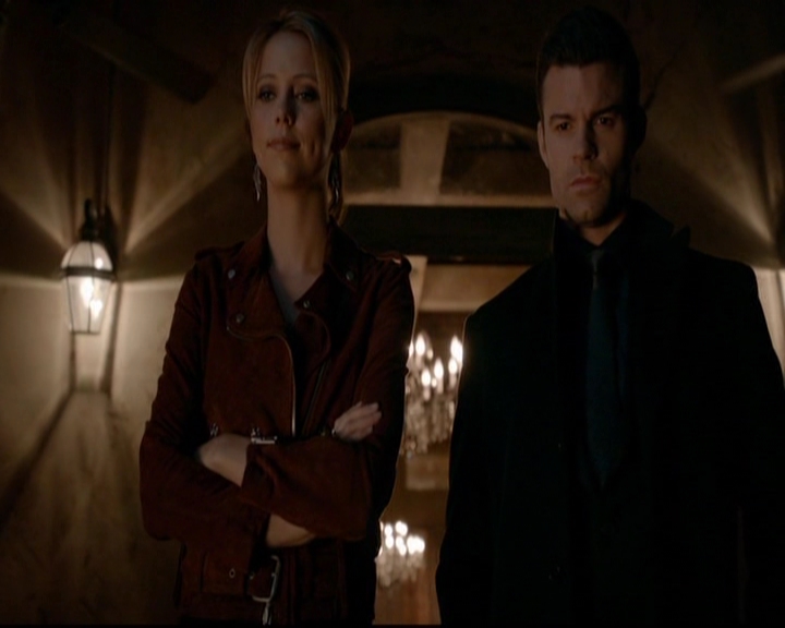 VampireDiariesWorld-dot-nl_TheOriginals_3x15AnOldFriendCalls2160.jpg