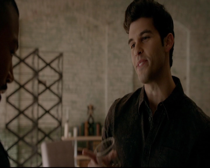 VampireDiariesWorld-dot-nl_TheOriginals_3x16AloneWithEverybody0241.jpg