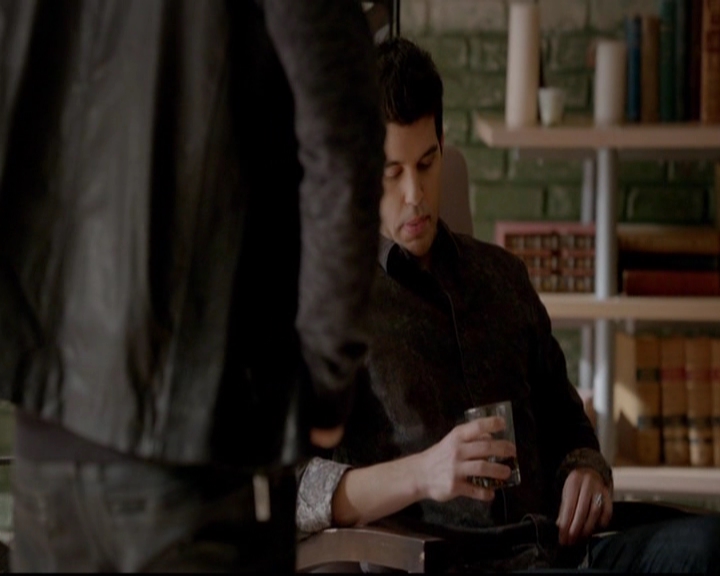 VampireDiariesWorld-dot-nl_TheOriginals_3x16AloneWithEverybody0299.jpg