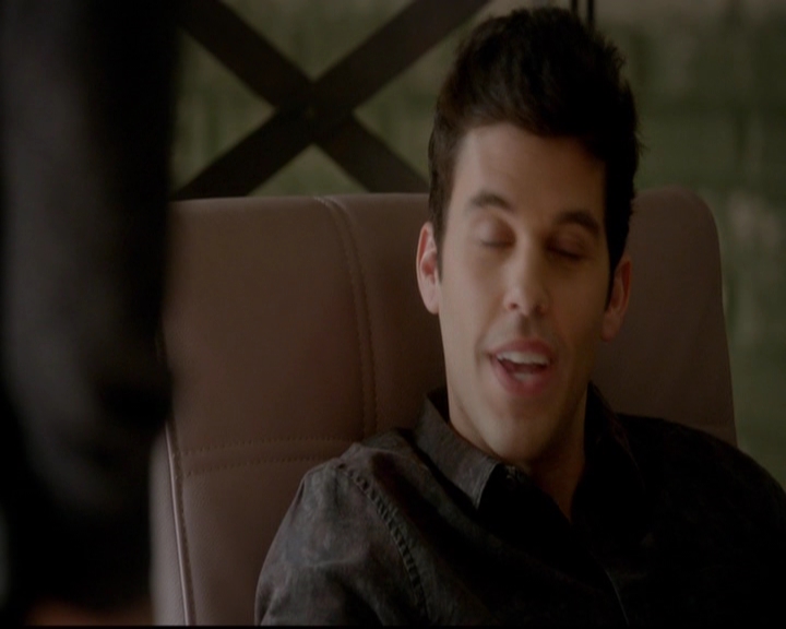 VampireDiariesWorld-dot-nl_TheOriginals_3x16AloneWithEverybody0306.jpg