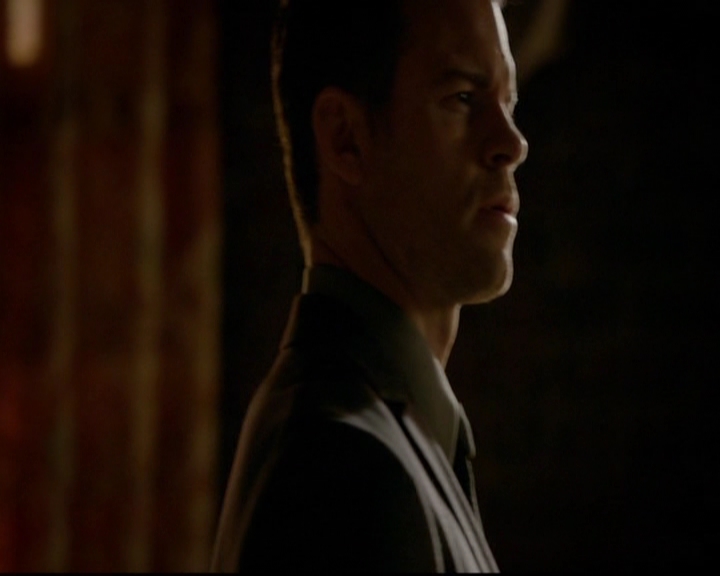 VampireDiariesWorld-dot-nl_TheOriginals_3x16AloneWithEverybody0412.jpg