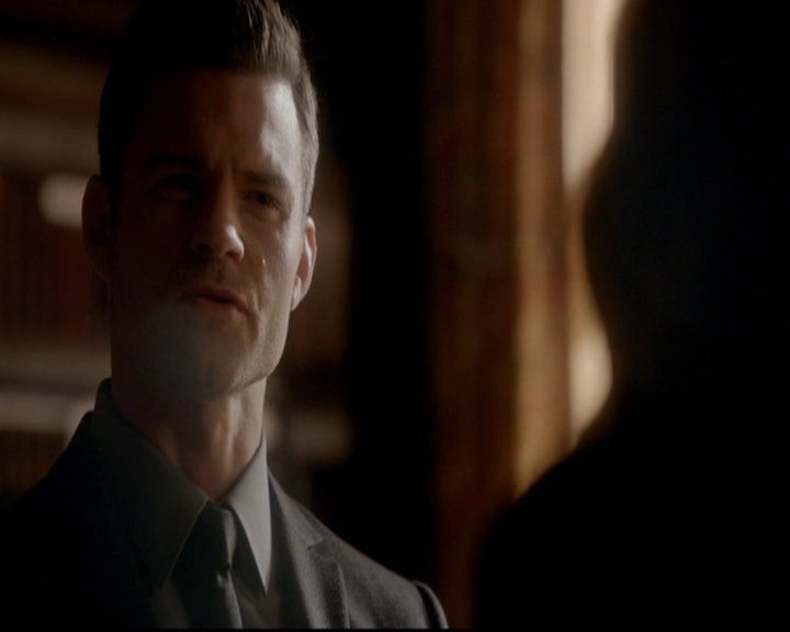 VampireDiariesWorld-dot-nl_TheOriginals_3x16AloneWithEverybody0421.jpg