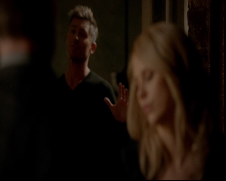 VampireDiariesWorld-dot-nl_TheOriginals_3x16AloneWithEverybody0426.jpg