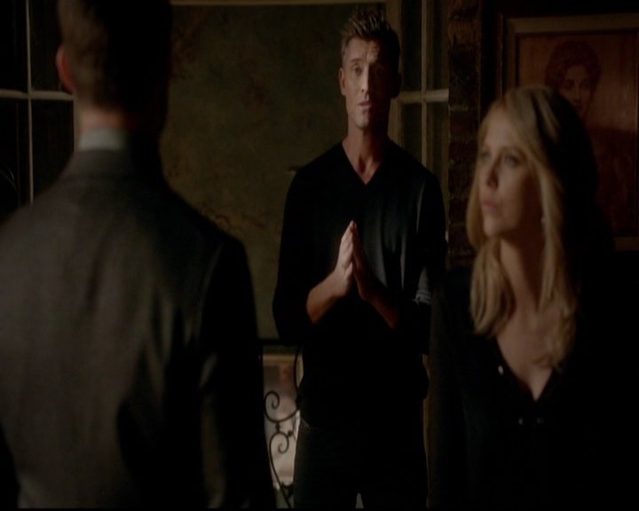 VampireDiariesWorld-dot-nl_TheOriginals_3x16AloneWithEverybody0434.jpg