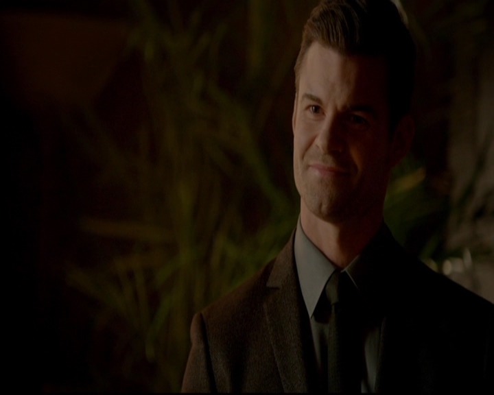 VampireDiariesWorld-dot-nl_TheOriginals_3x16AloneWithEverybody0609.jpg