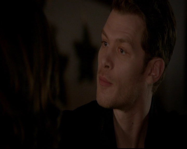 VampireDiariesWorld-dot-nl_TheOriginals_3x16AloneWithEverybody0707.jpg