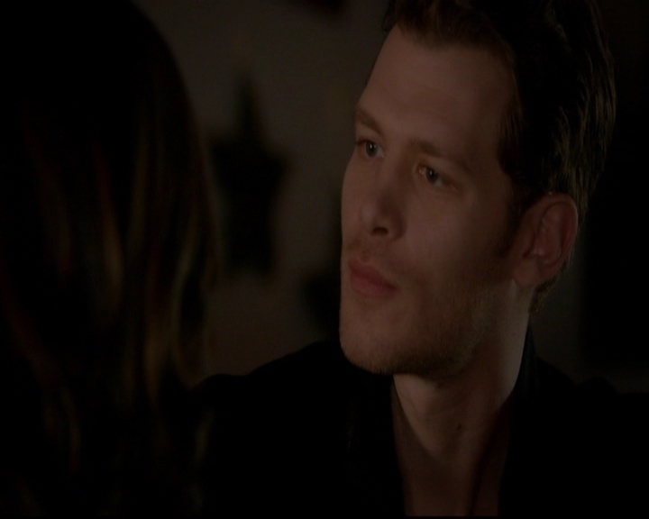 VampireDiariesWorld-dot-nl_TheOriginals_3x16AloneWithEverybody0709.jpg