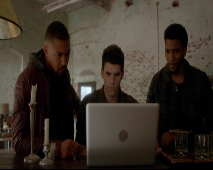 VampireDiariesWorld-dot-nl_TheOriginals_3x16AloneWithEverybody0760.jpg