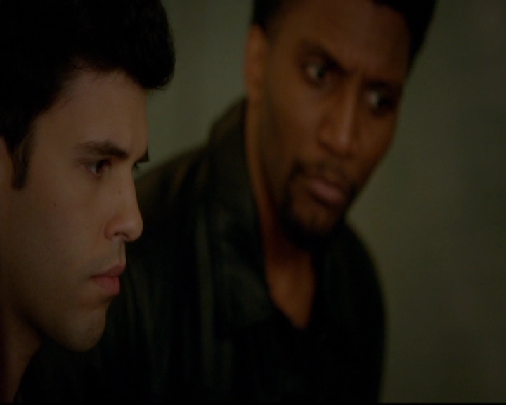 VampireDiariesWorld-dot-nl_TheOriginals_3x16AloneWithEverybody0820.jpg