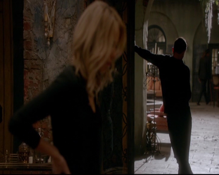 VampireDiariesWorld-dot-nl_TheOriginals_3x16AloneWithEverybody0831.jpg